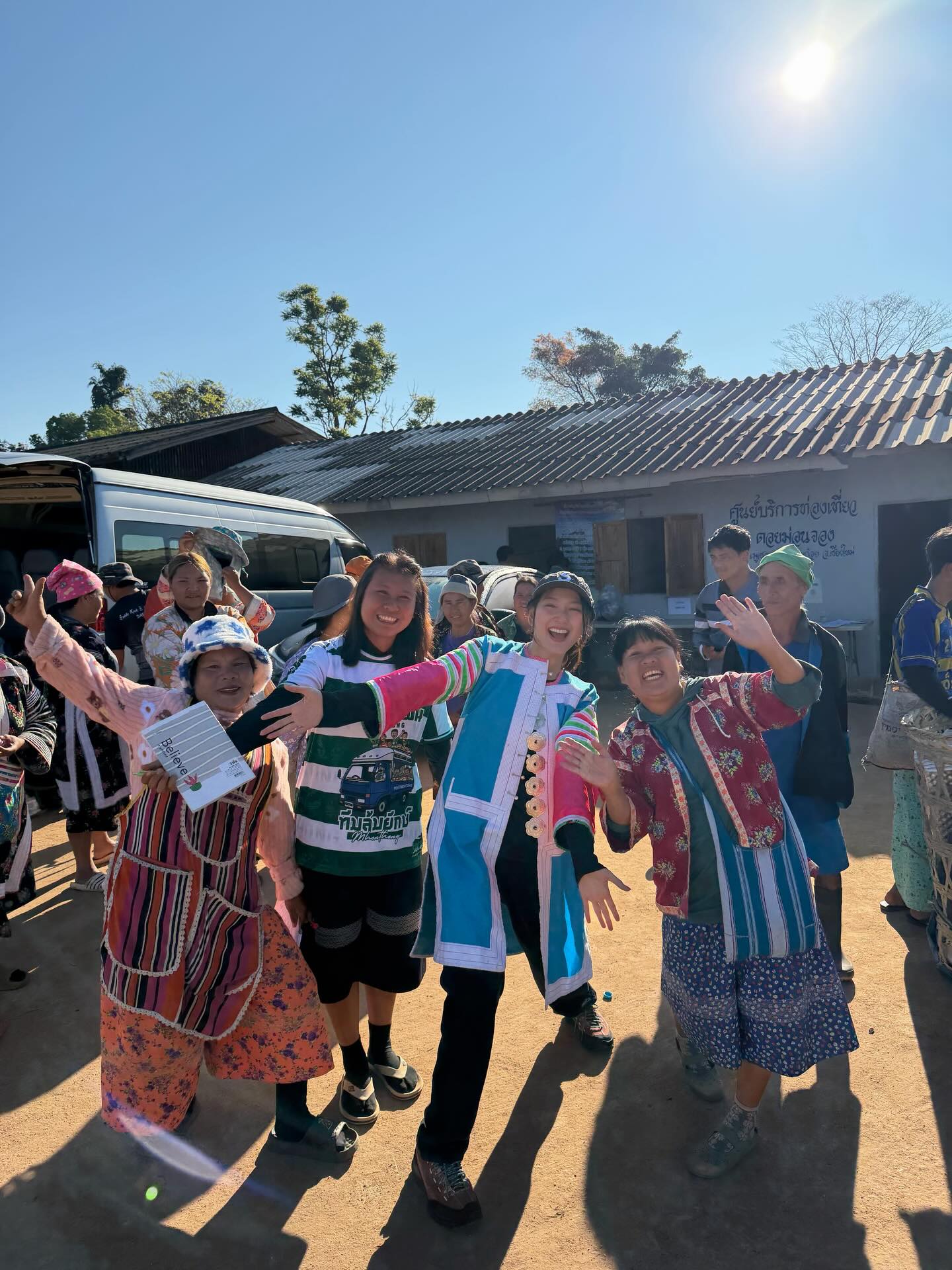 แพรว - นฤภรกมล ฉายแสง