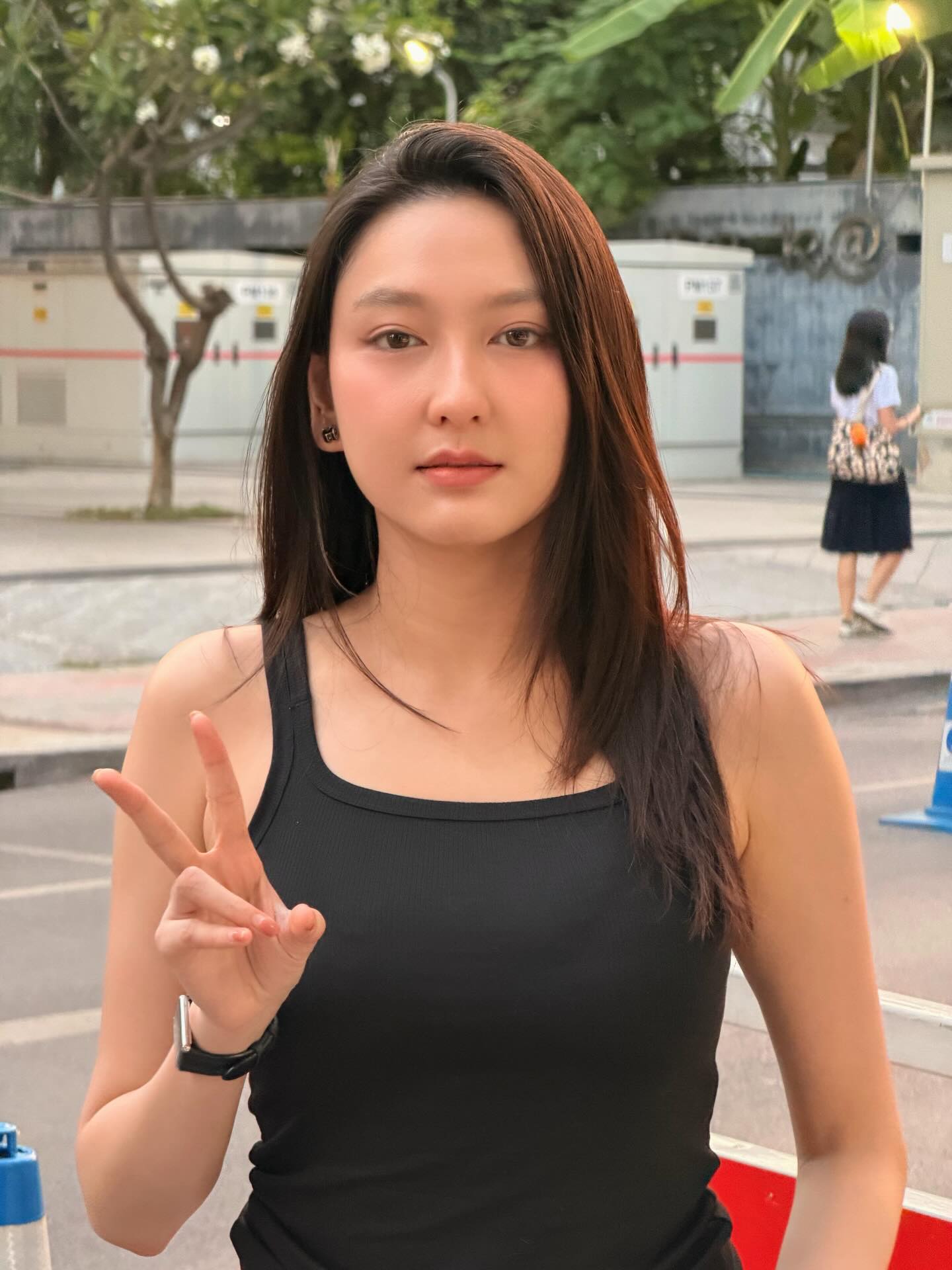 แพรว - นฤภรกมล ฉายแสง