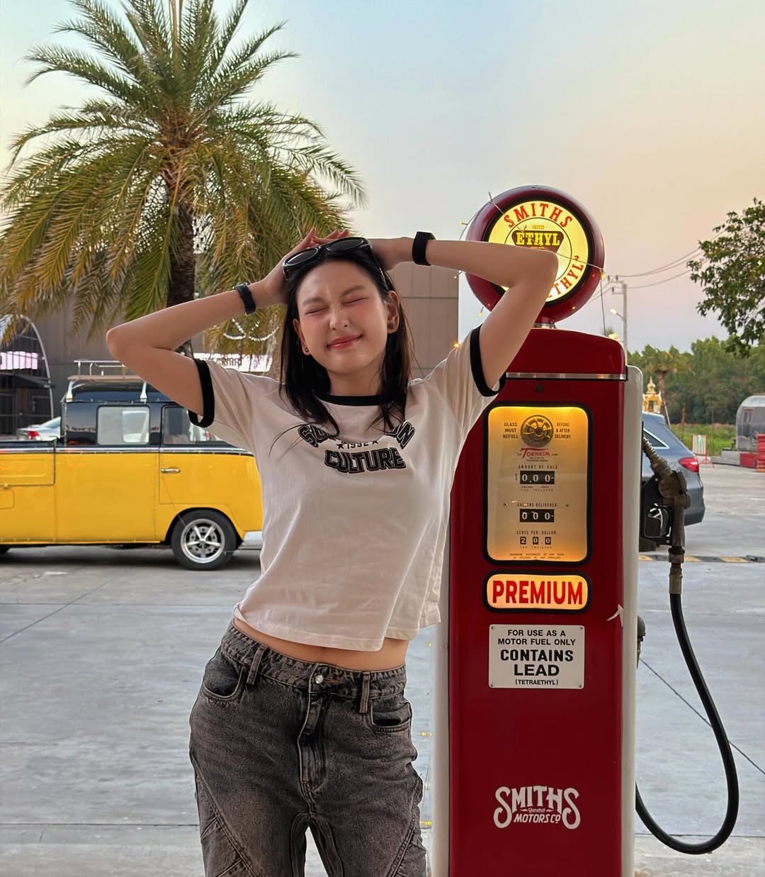 แพรว - นฤภรกมล ฉายแสง