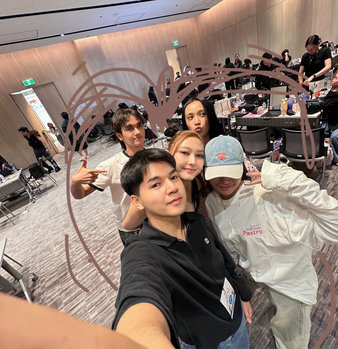 แพรว - นฤภรกมล ฉายแสง