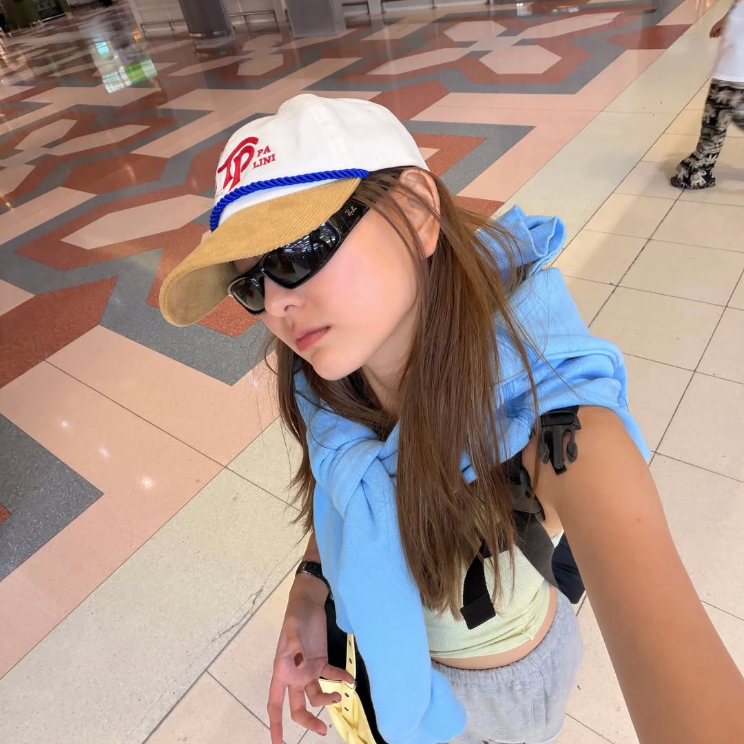 แพรว - นฤภรกมล ฉายแสง