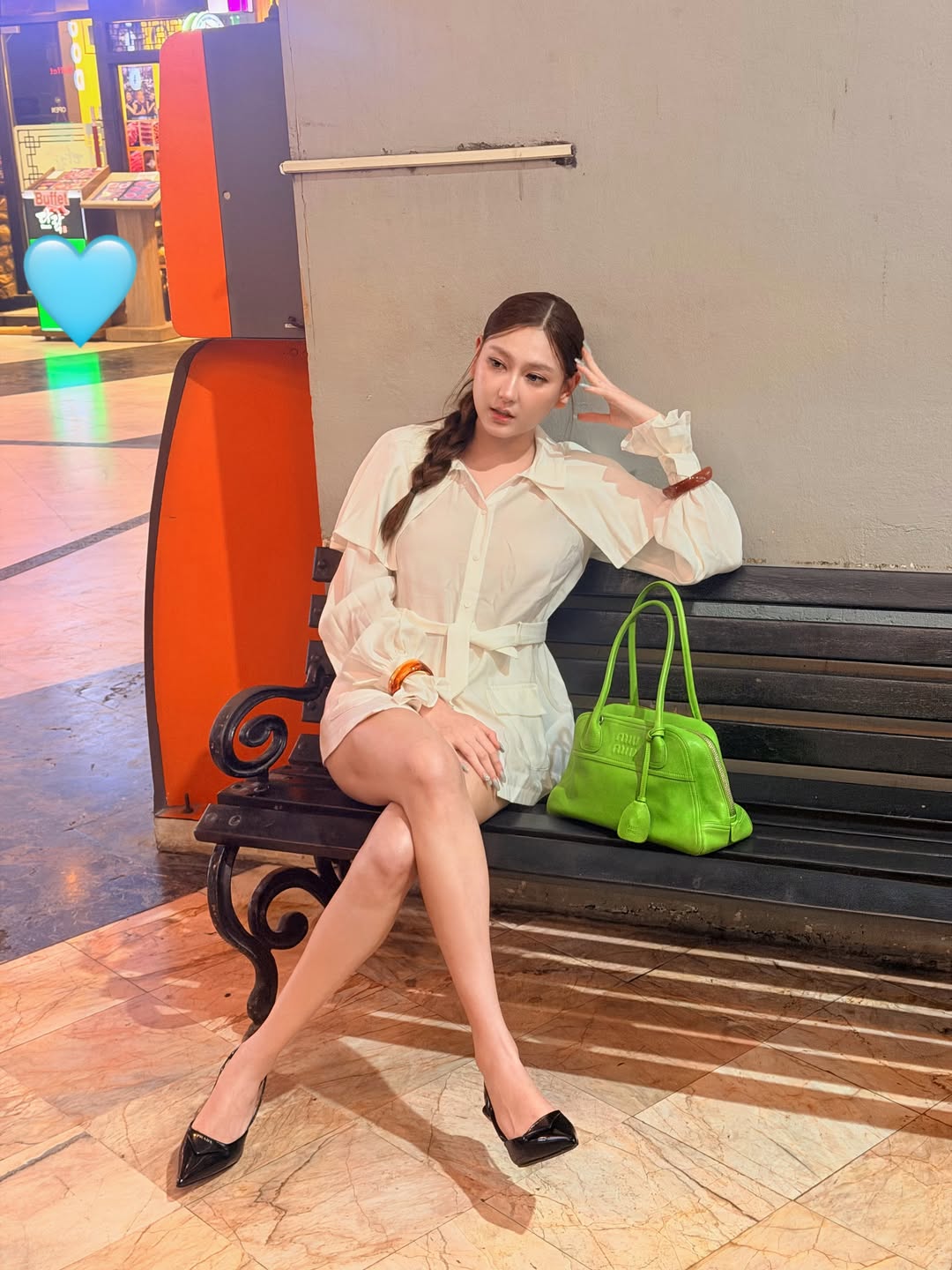 แพรว - นฤภรกมล ฉายแสง