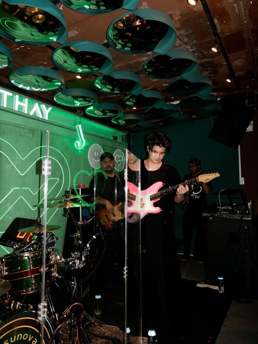 นต - ปณต คุณประเสริฐ