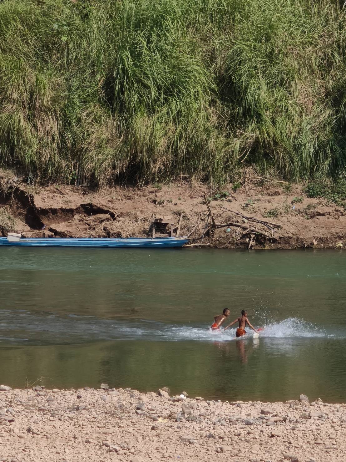 นต - ปณต คุณประเสริฐ