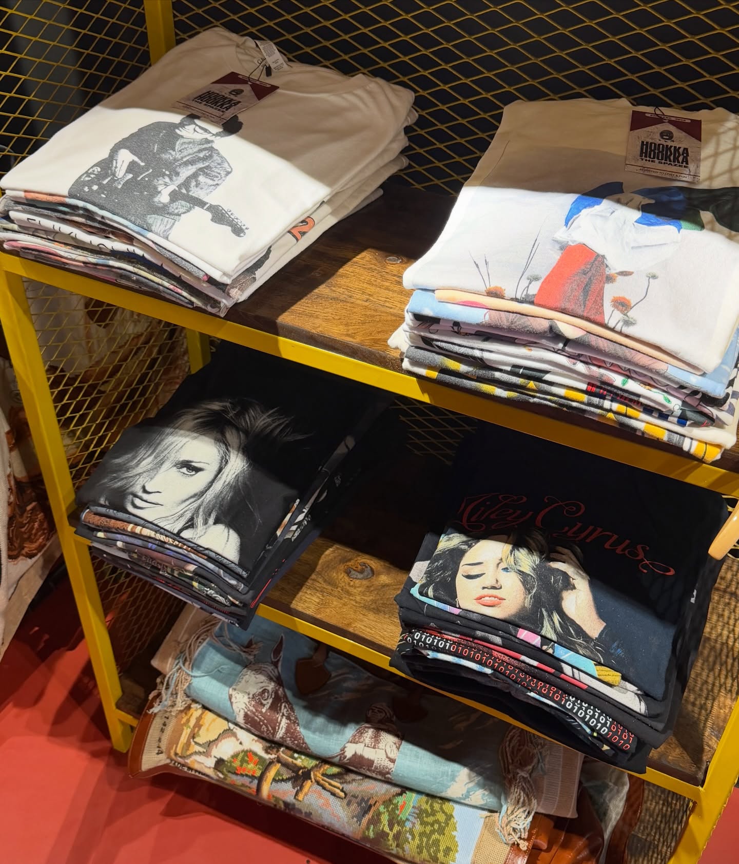 นต - ปณต คุณประเสริฐ