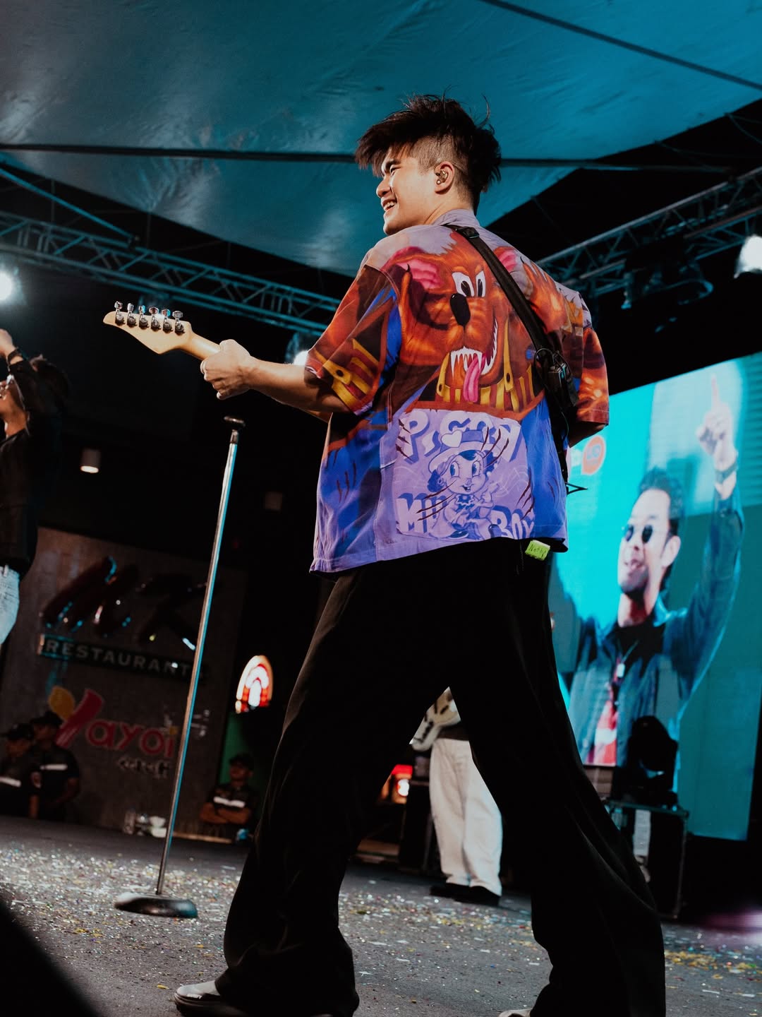 นต - ปณต คุณประเสริฐ