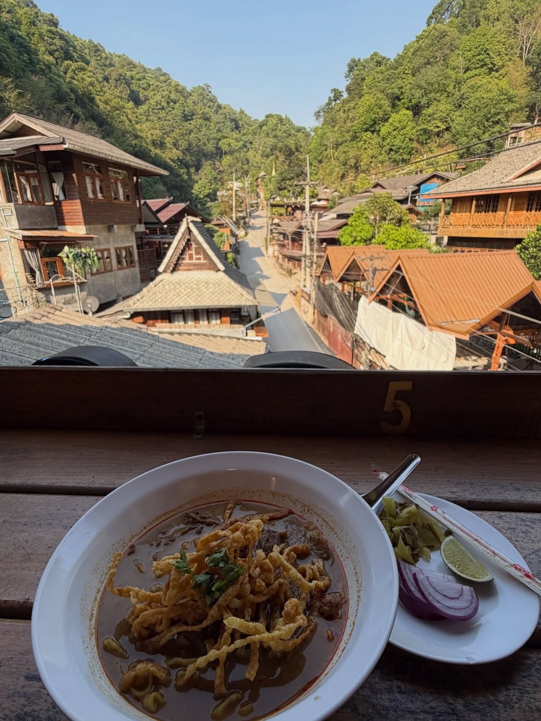 นต - ปณต คุณประเสริฐ