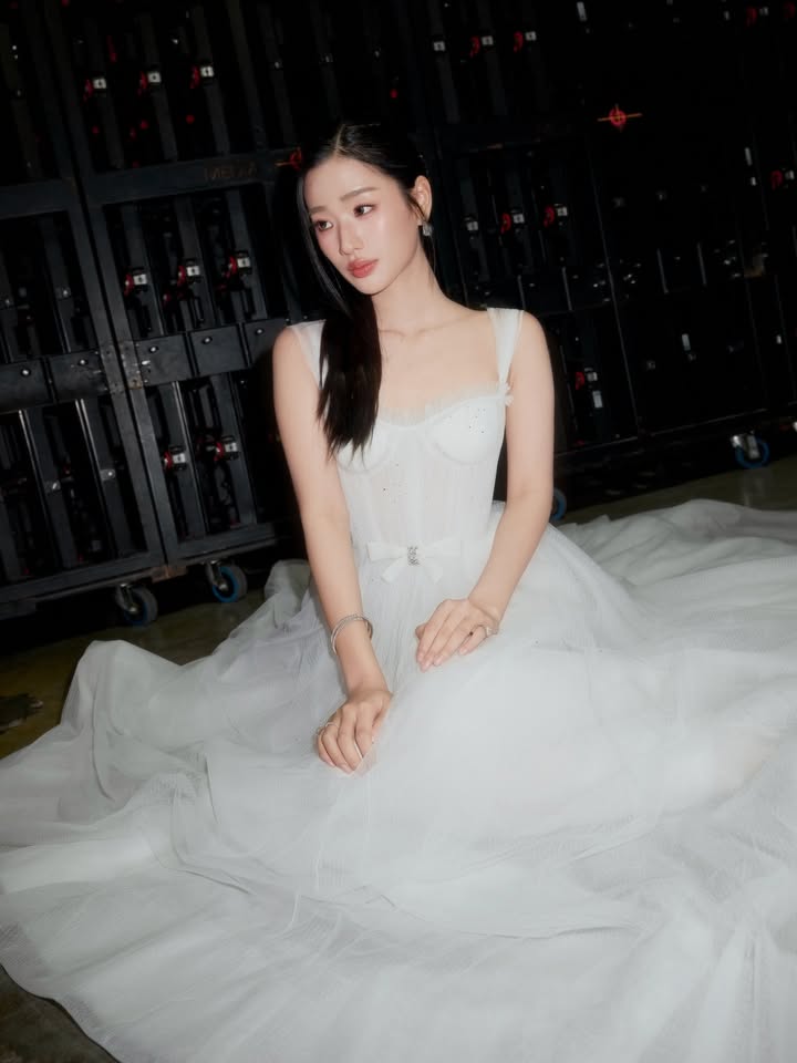 ตู - ต้นตะวัน ตันติเวชกุล