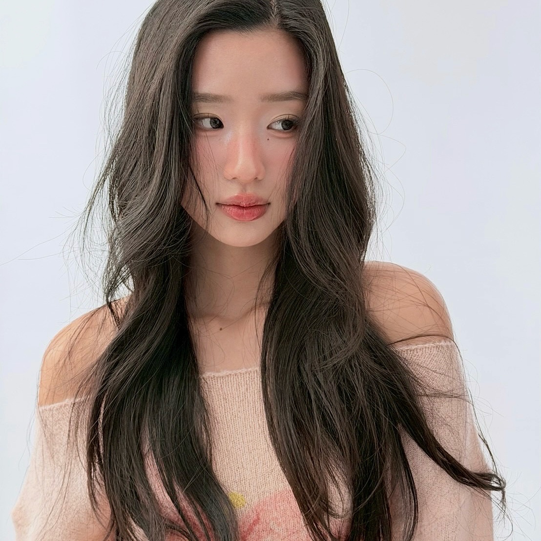 ตู - ต้นตะวัน ตันติเวชกุล