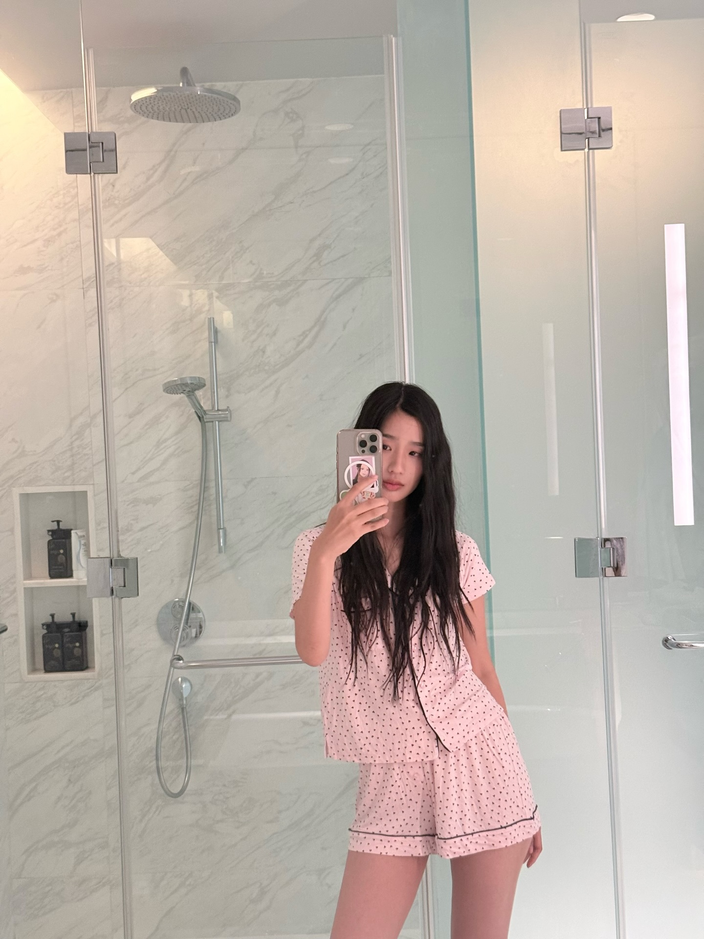 ตู - ต้นตะวัน ตันติเวชกุล