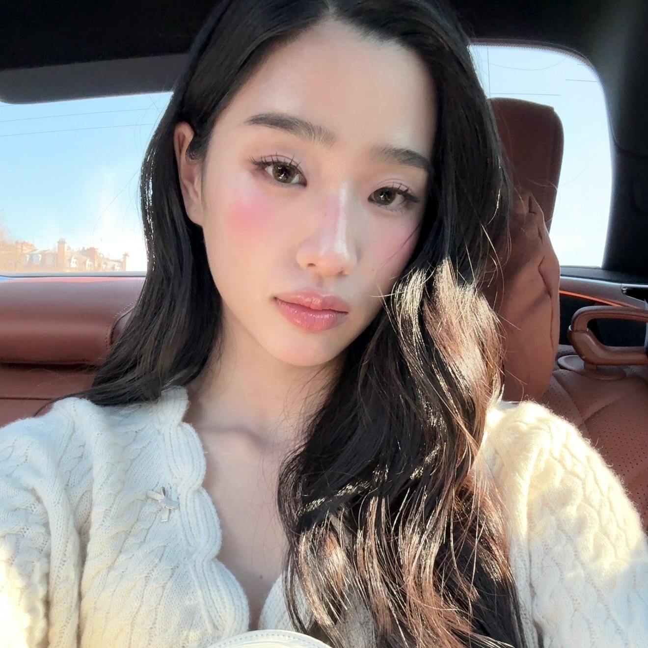 ตู - ต้นตะวัน ตันติเวชกุล