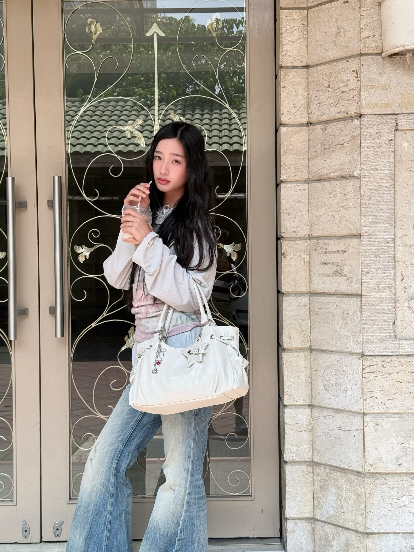 ตู - ต้นตะวัน ตันติเวชกุล