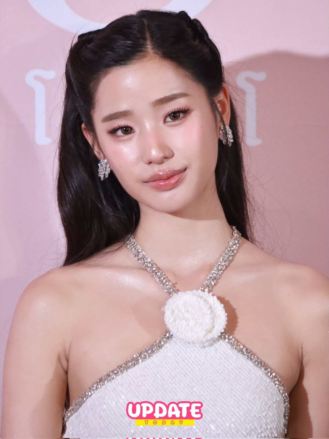 ตู - ต้นตะวัน ตันติเวชกุล