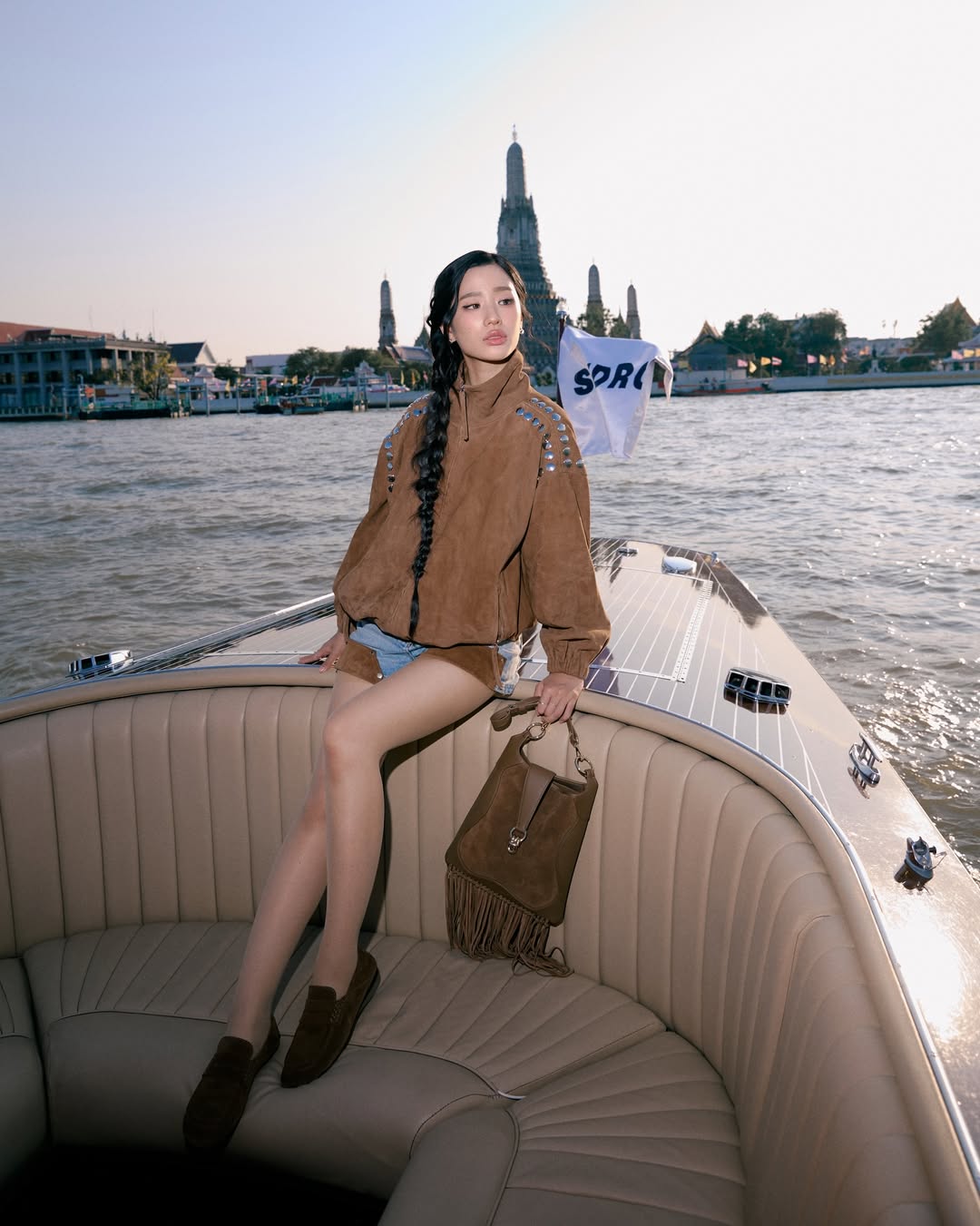 ตู - ต้นตะวัน ตันติเวชกุล