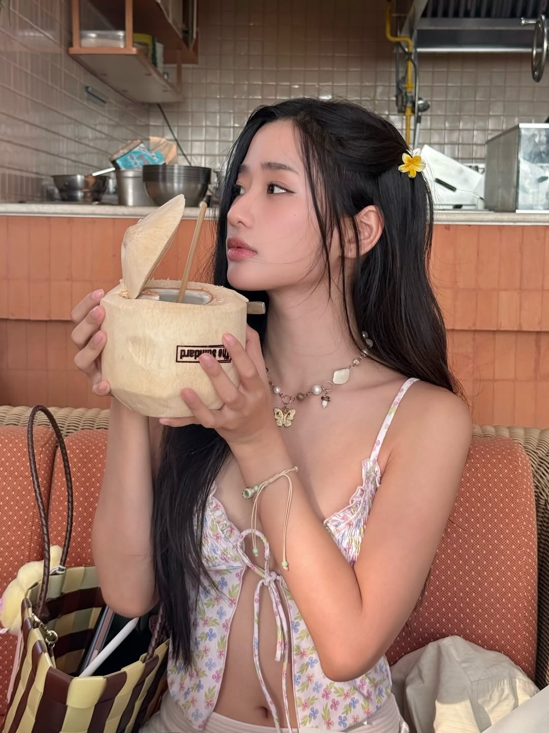 ตู - ต้นตะวัน ตันติเวชกุล