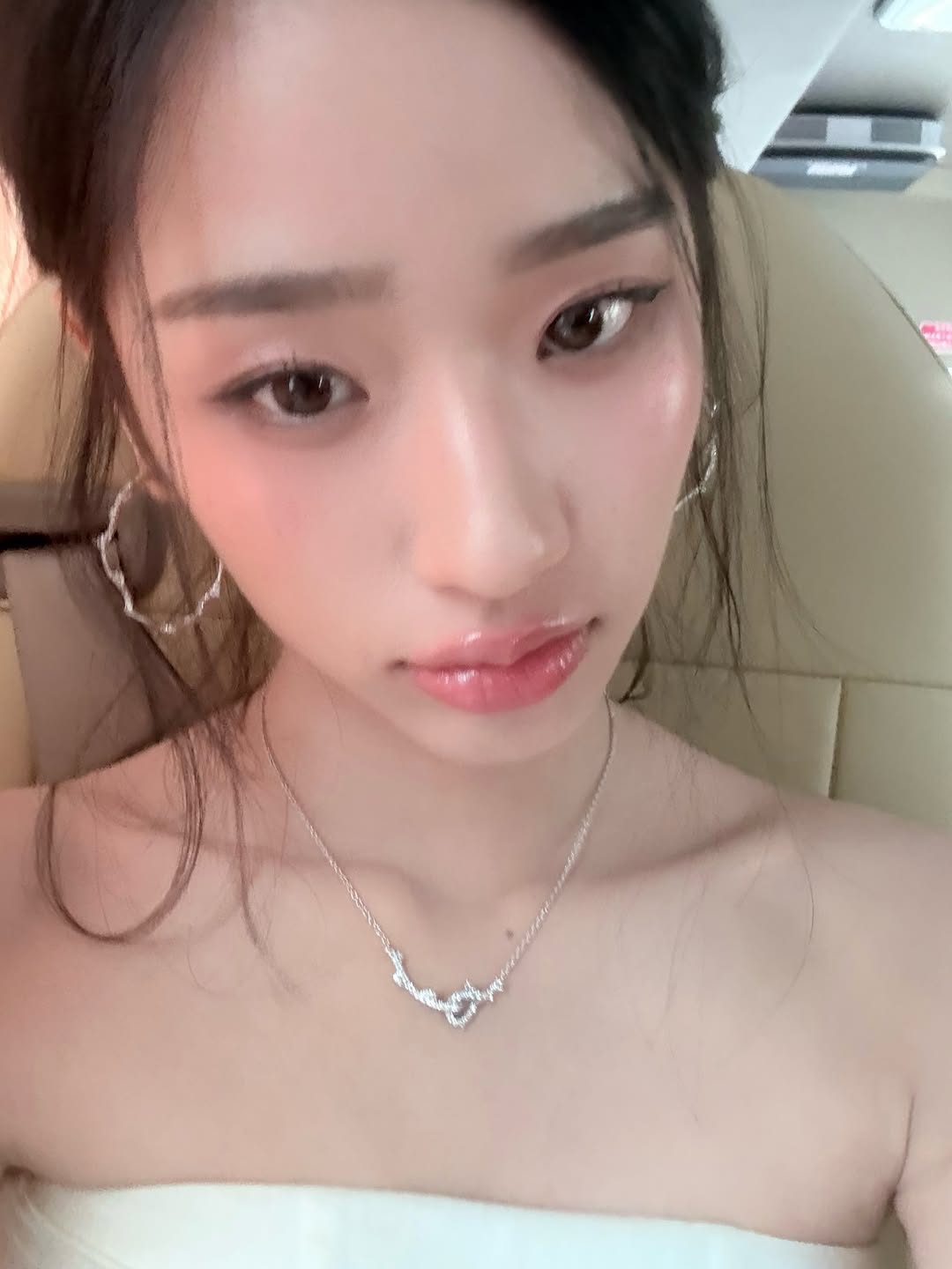 ตู - ต้นตะวัน ตันติเวชกุล