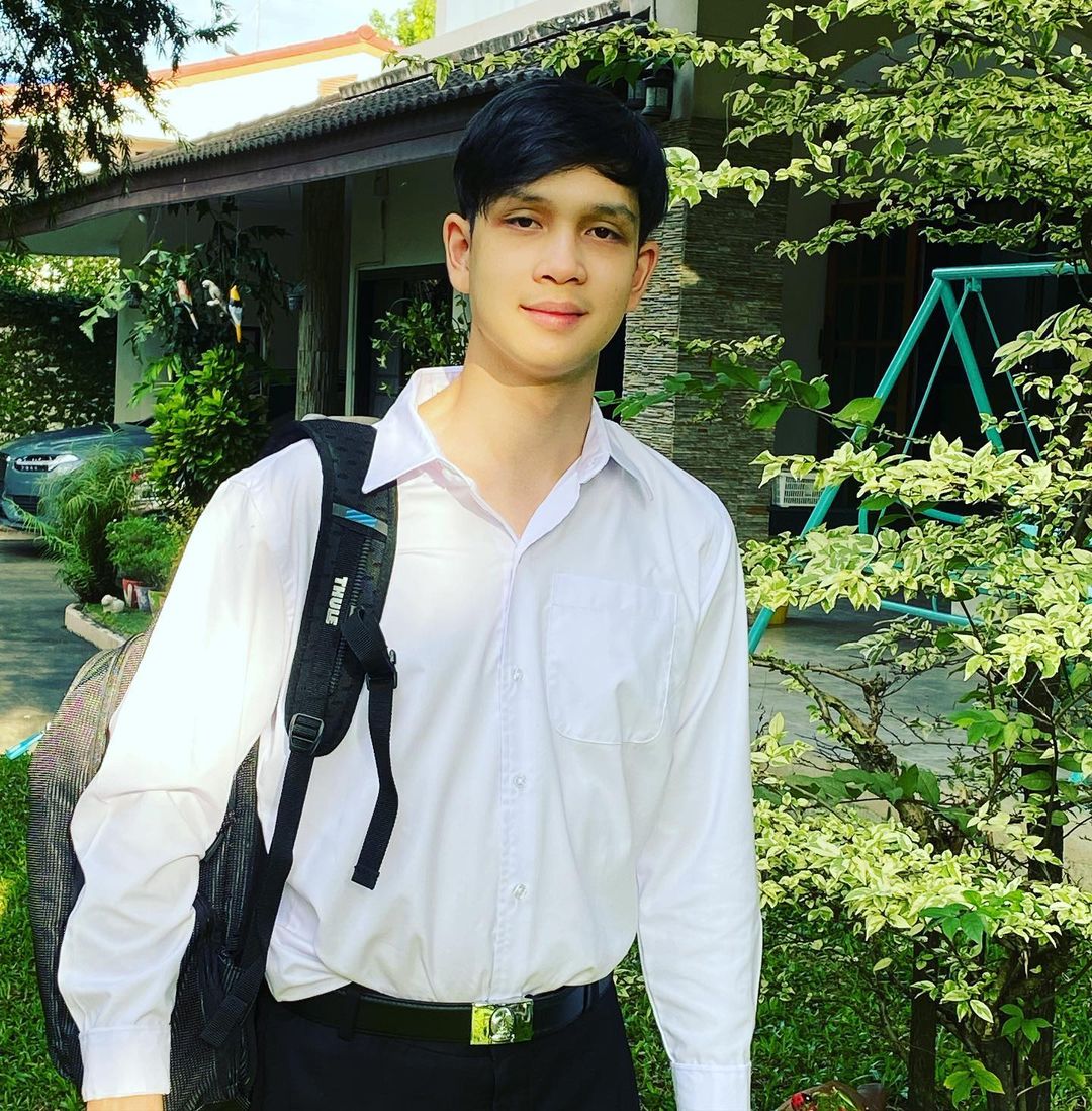 กวาง - กมลชนก เขมะโยธิน