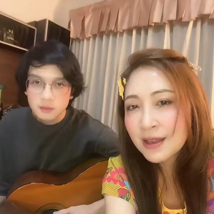 กวาง - กมลชนก เขมะโยธิน