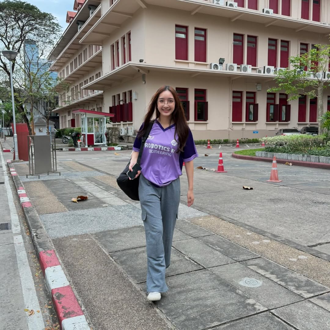 กวาง - กมลชนก เขมะโยธิน