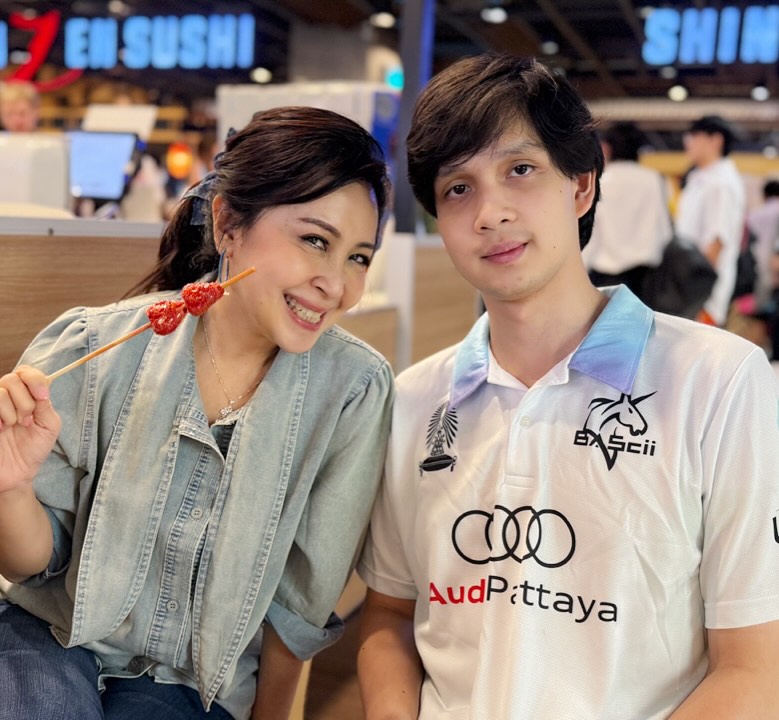 กวาง - กมลชนก เขมะโยธิน