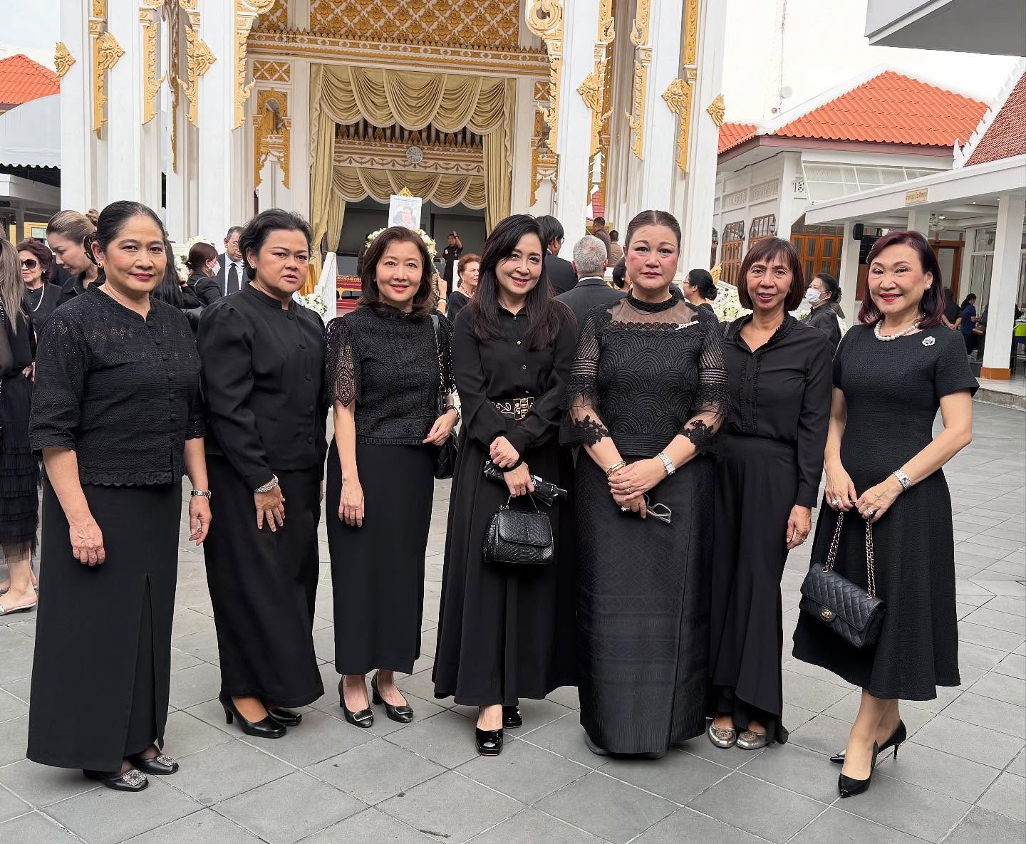 กวาง - กมลชนก เขมะโยธิน