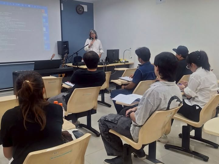 กวาง - กมลชนก เขมะโยธิน