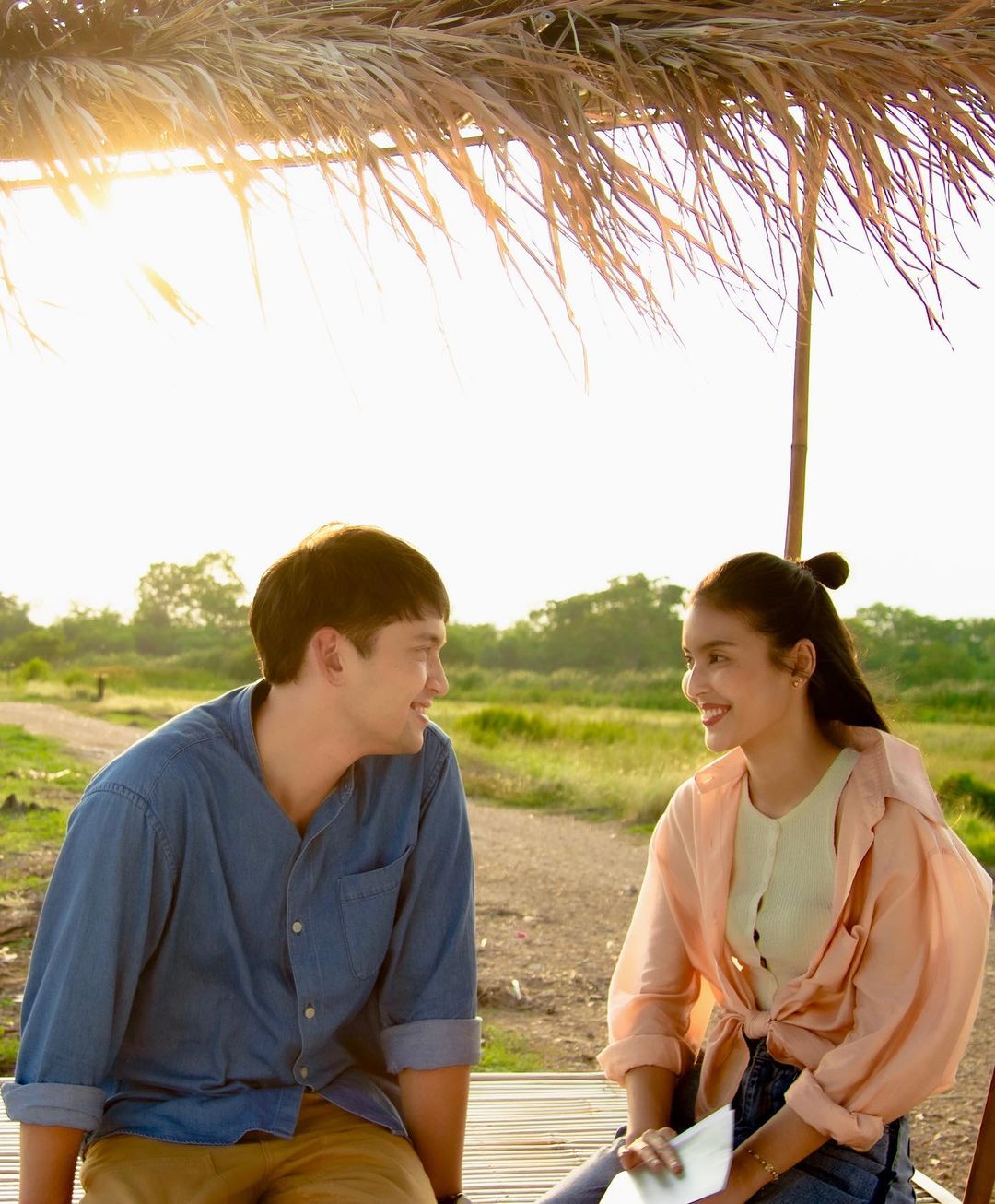 อินดี้ - อินทัช เหลียวรักวงศ์