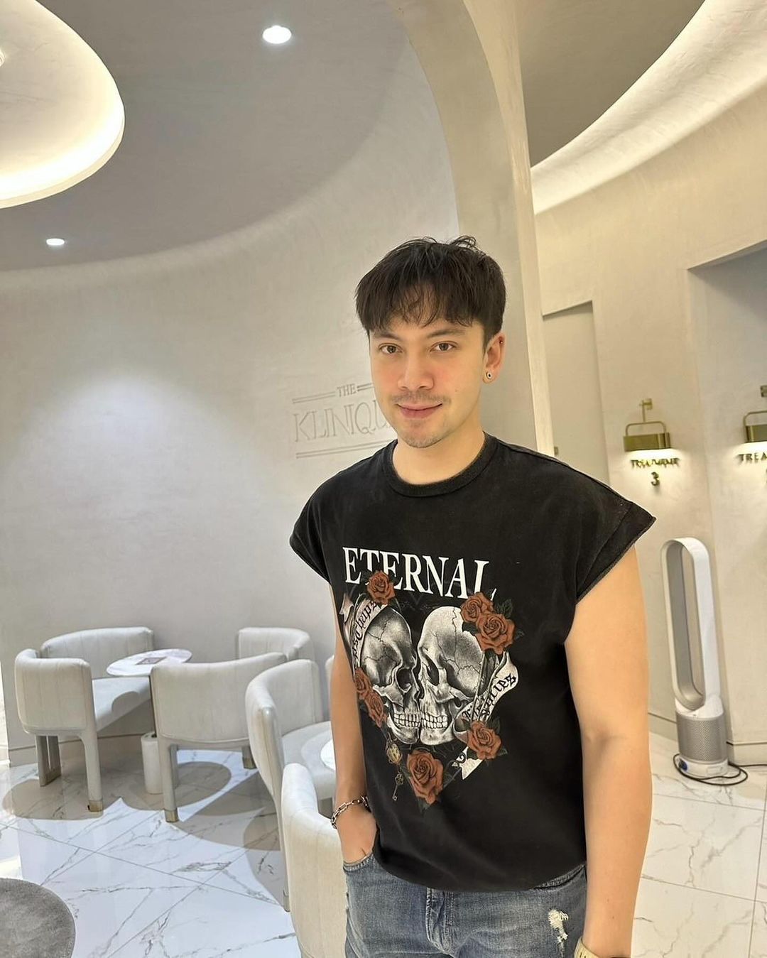 อินดี้ - อินทัช เหลียวรักวงศ์