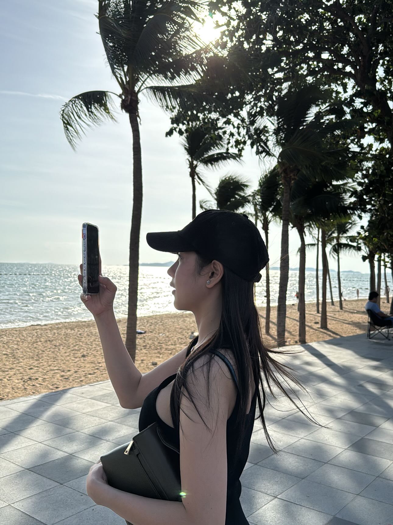 อินดี้ - อินทัช เหลียวรักวงศ์