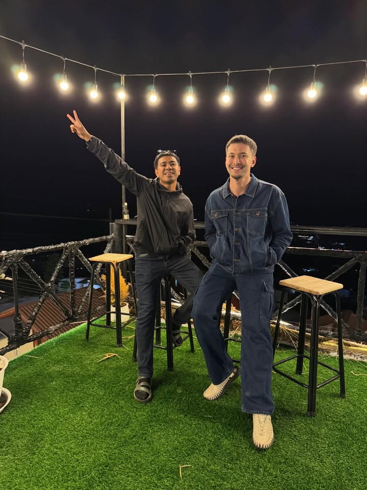 อินดี้ - อินทัช เหลียวรักวงศ์