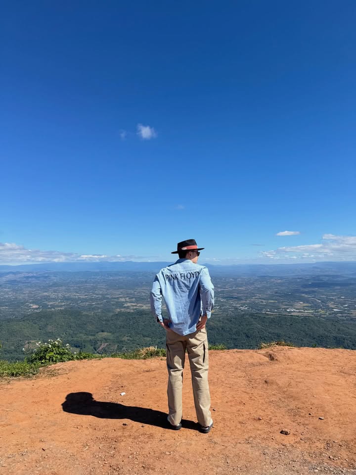 อินดี้ - อินทัช เหลียวรักวงศ์