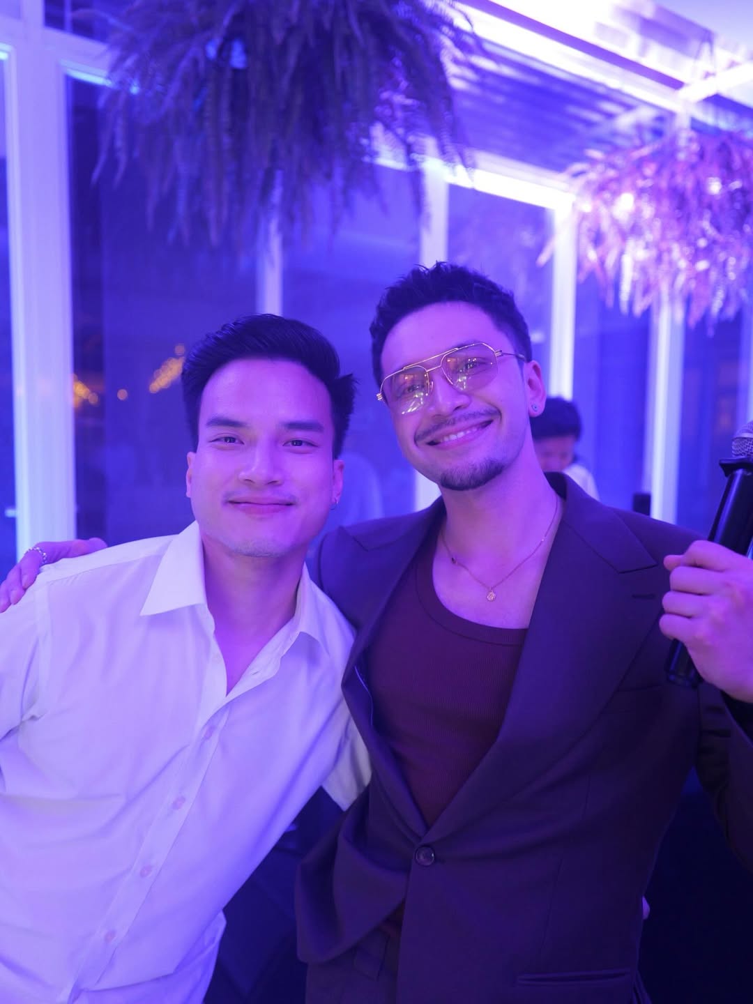 อินดี้ - อินทัช เหลียวรักวงศ์