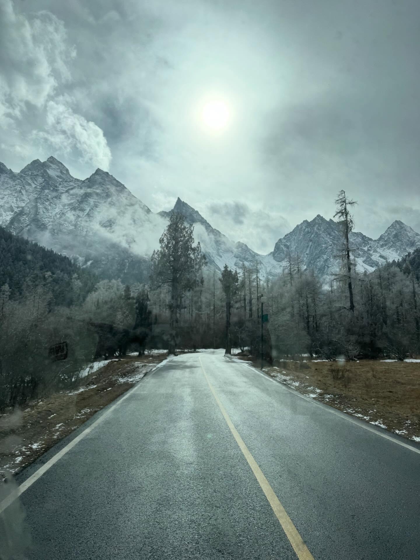 อินดี้ - อินทัช เหลียวรักวงศ์