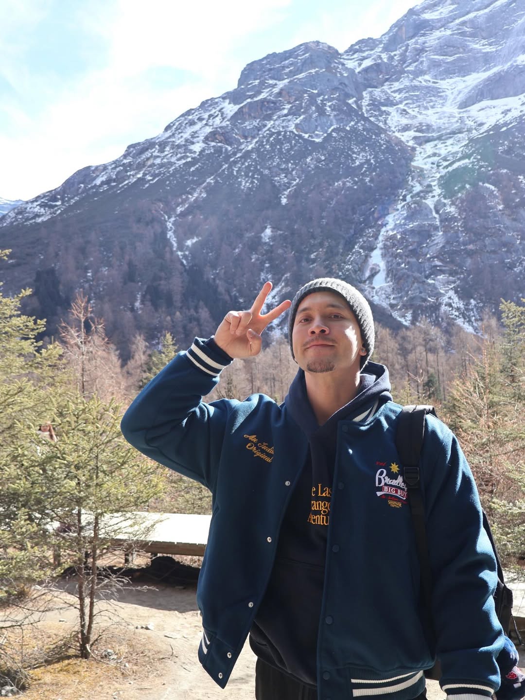 อินดี้ - อินทัช เหลียวรักวงศ์