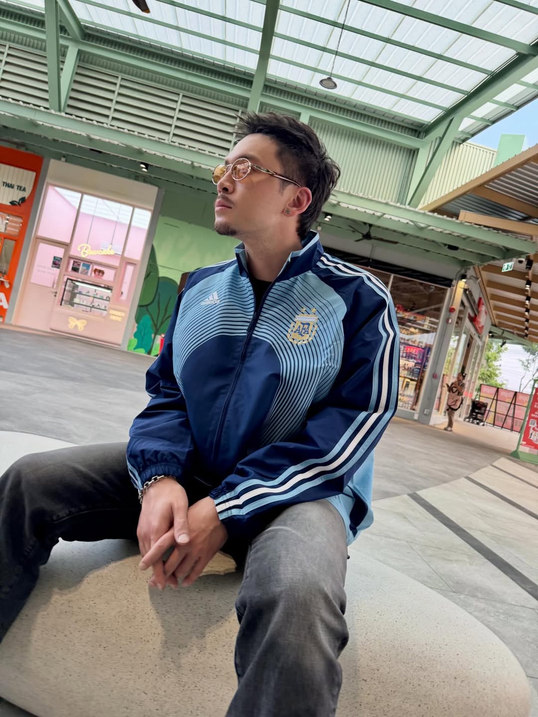 อินดี้ - อินทัช เหลียวรักวงศ์