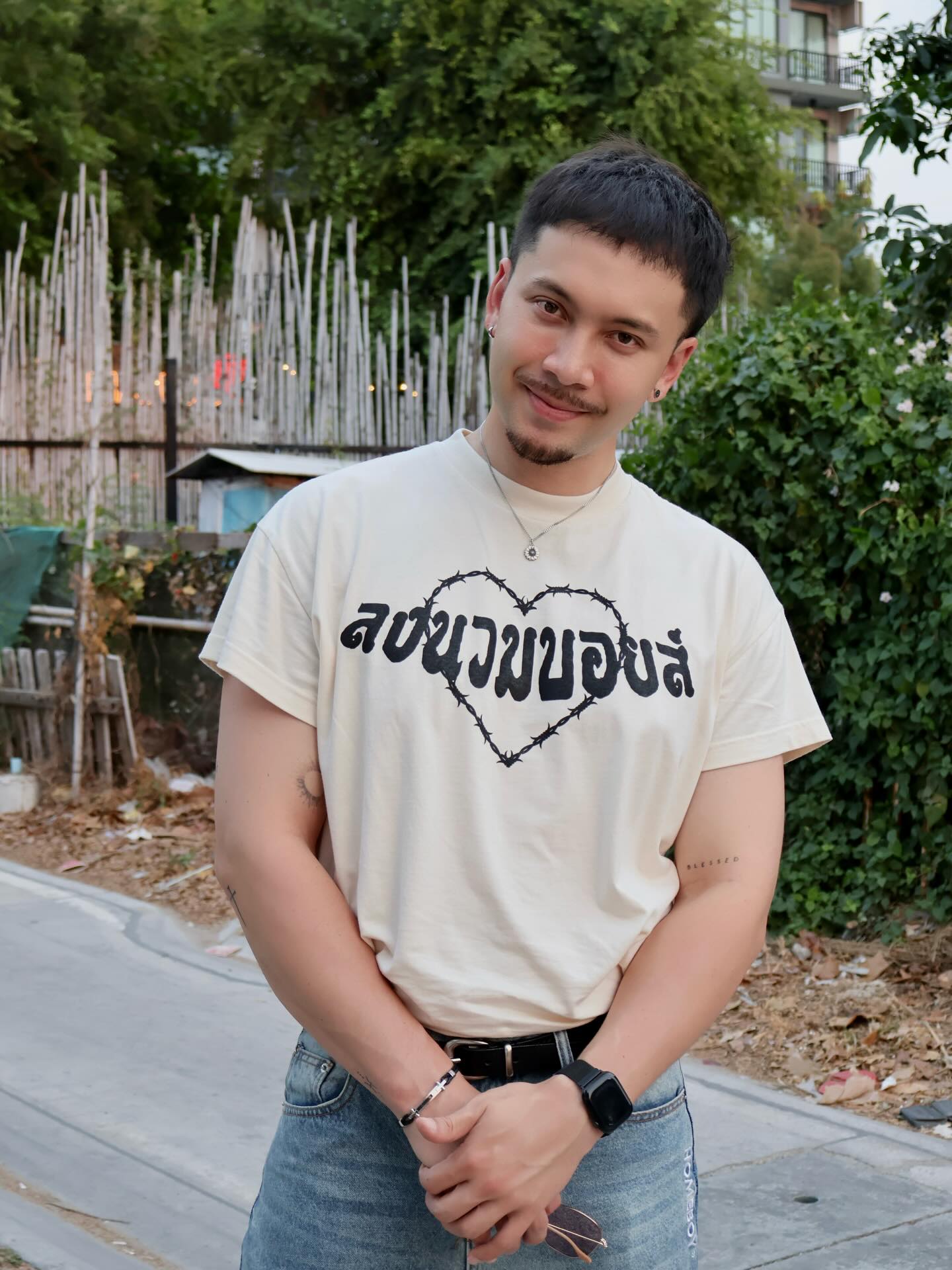 อินดี้ - อินทัช เหลียวรักวงศ์