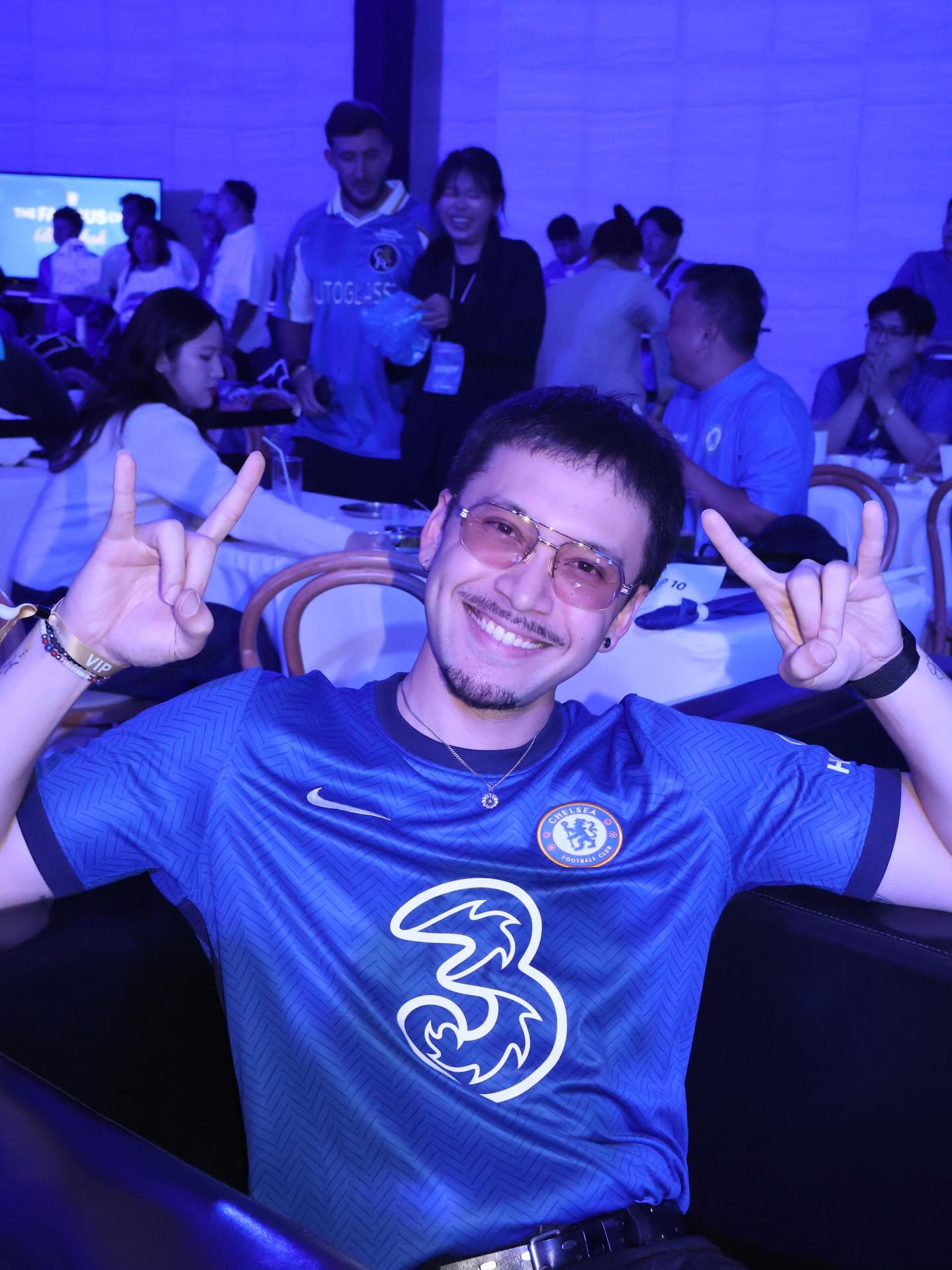 อินดี้ - อินทัช เหลียวรักวงศ์