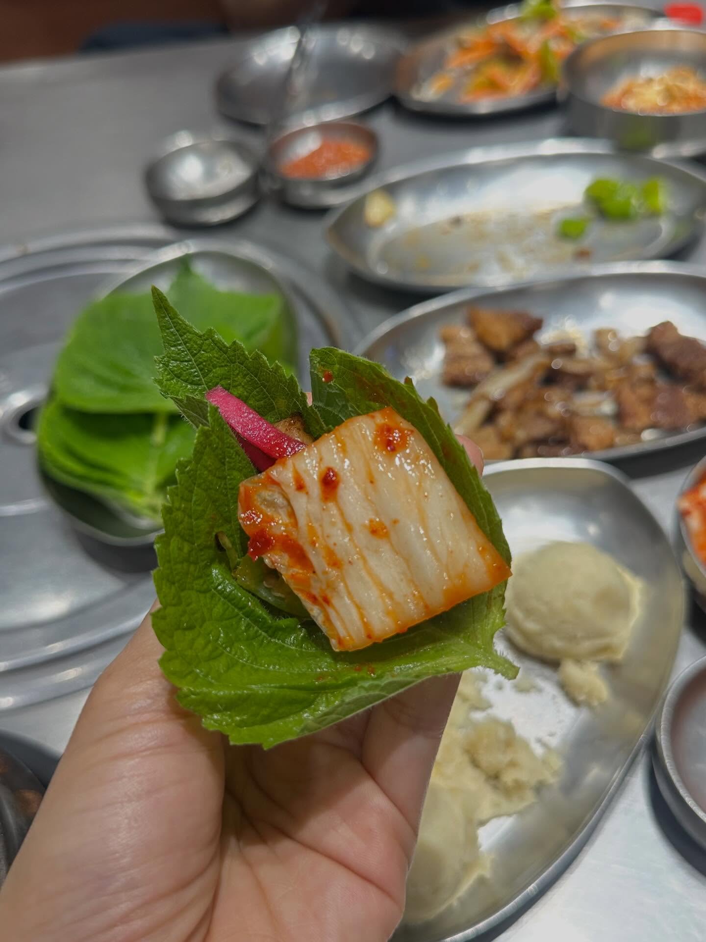 อินดี้ - อินทัช เหลียวรักวงศ์