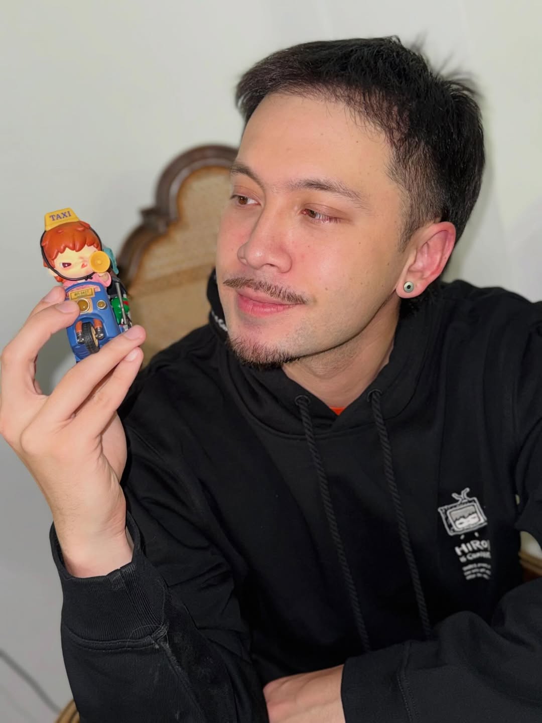 อินดี้ - อินทัช เหลียวรักวงศ์