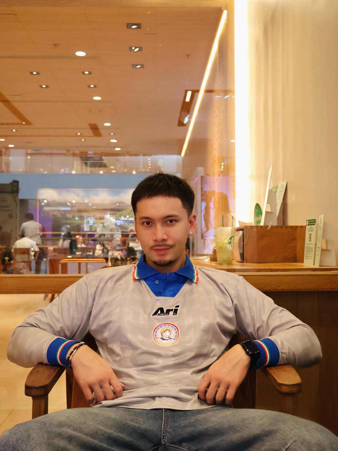 อินดี้ - อินทัช เหลียวรักวงศ์