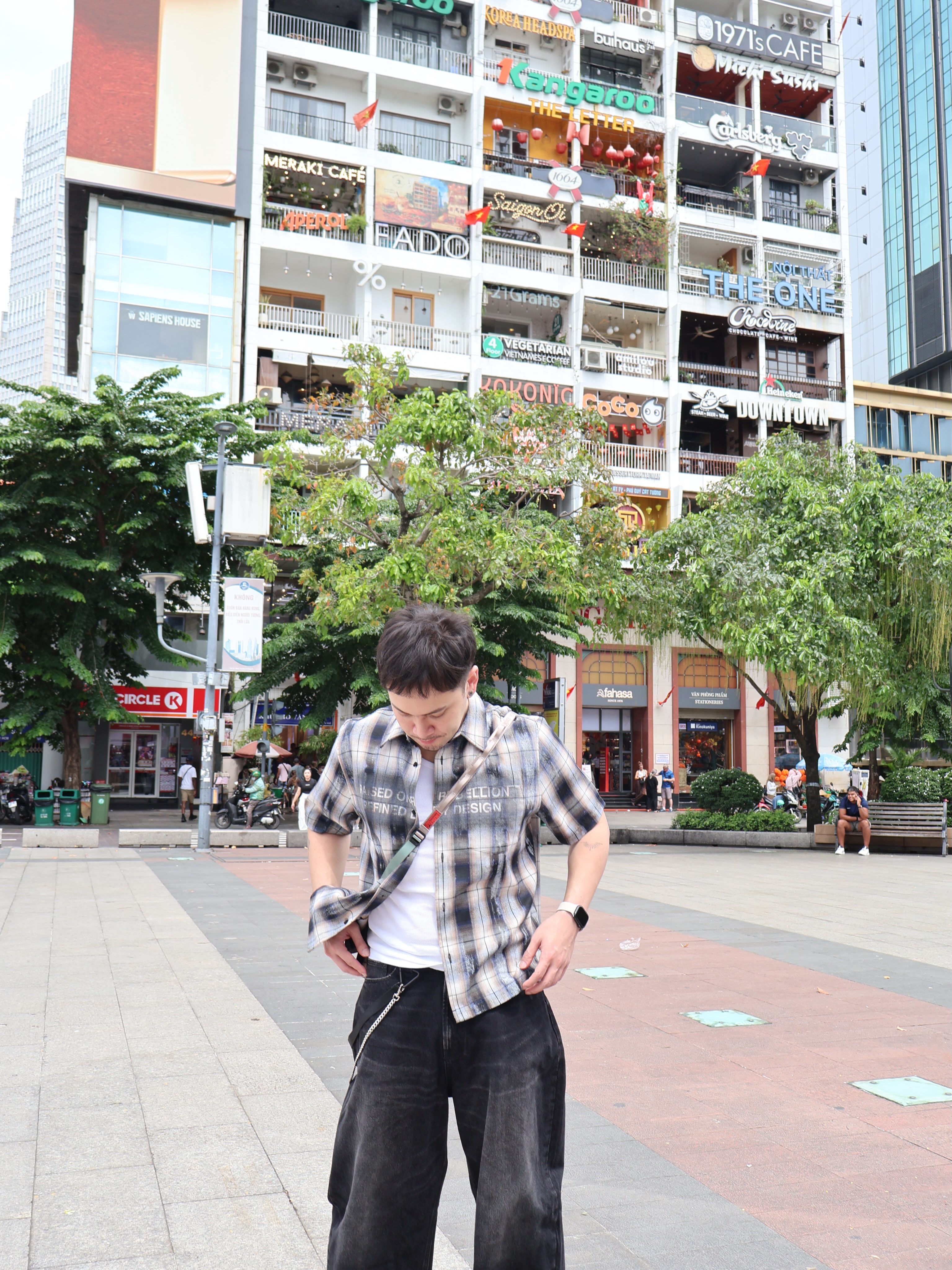 อินดี้ - อินทัช เหลียวรักวงศ์