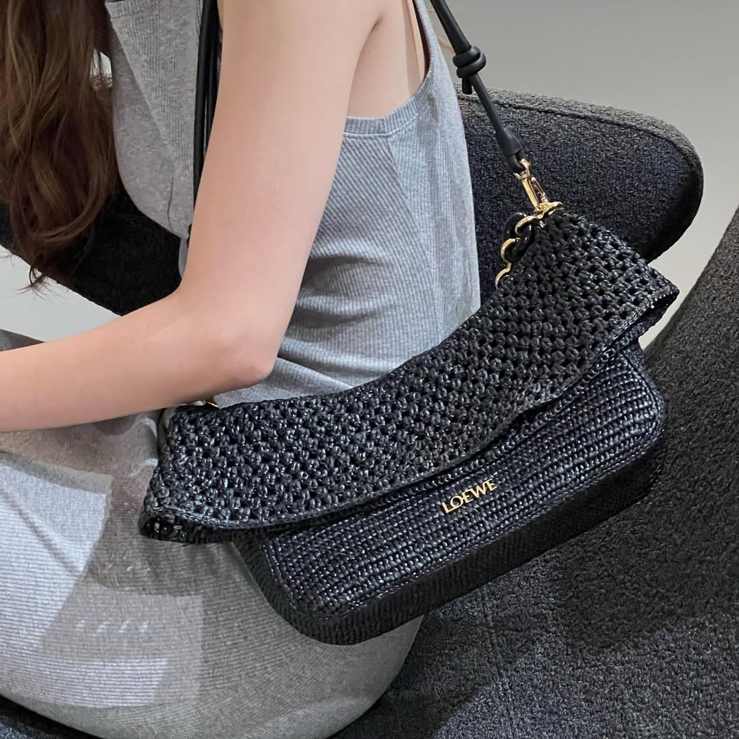 ณิชา - ณัฏฐณิชา ดังวัธนาวณิชย์