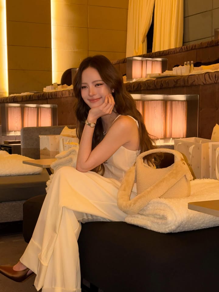 ณิชา - ณัฏฐณิชา ดังวัธนาวณิชย์