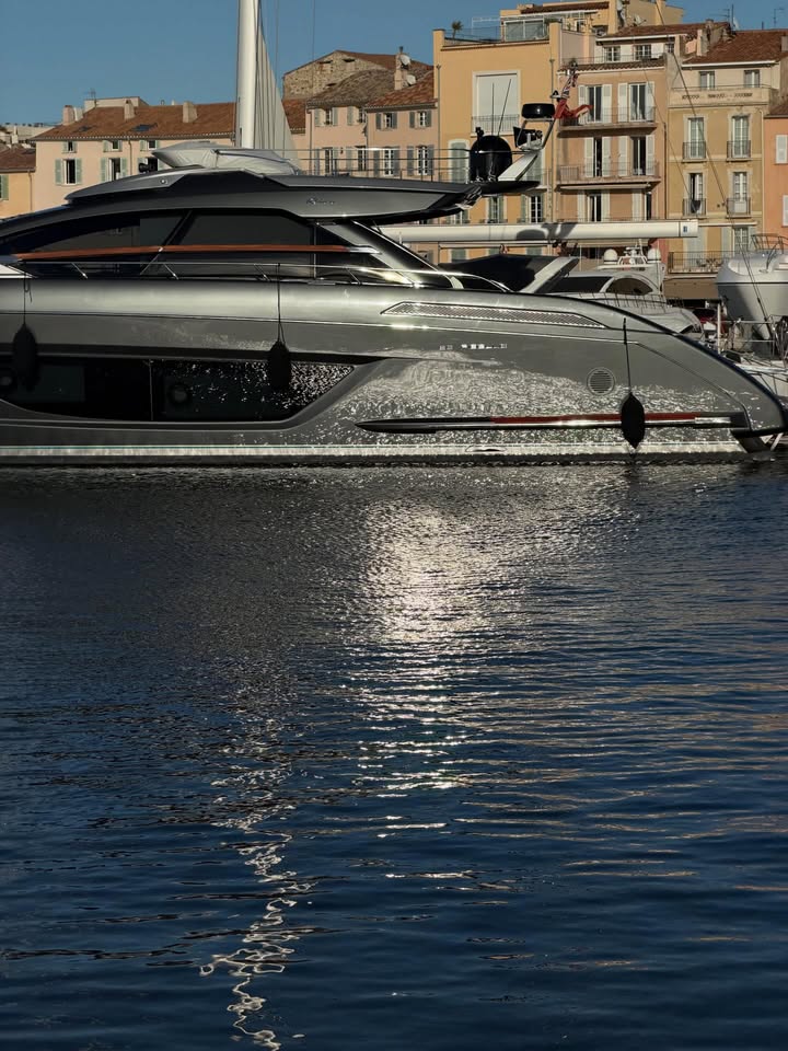 ณิชา - ณัฏฐณิชา ดังวัธนาวณิชย์