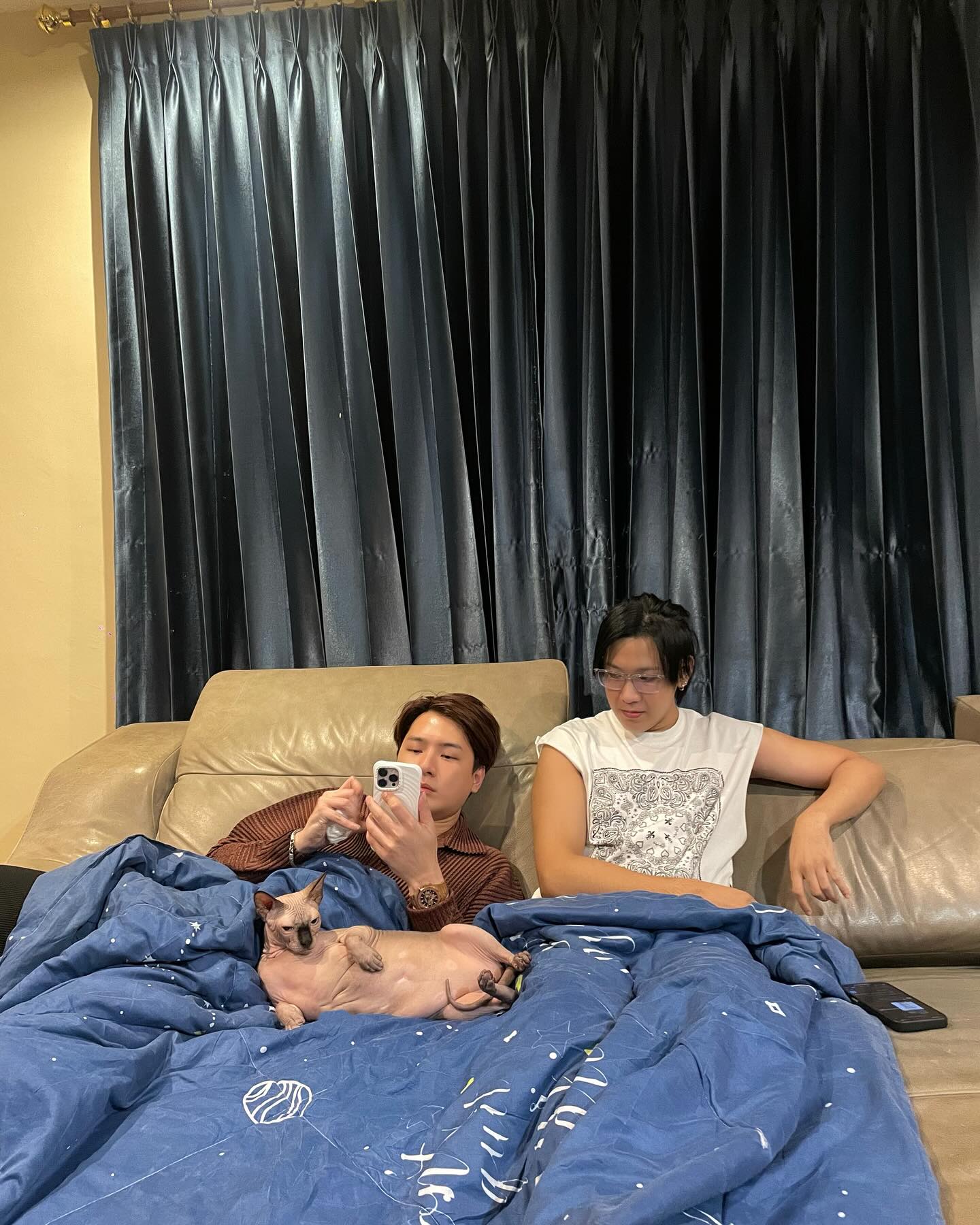 คริส - พีรวัส แสงโพธิรัตน์