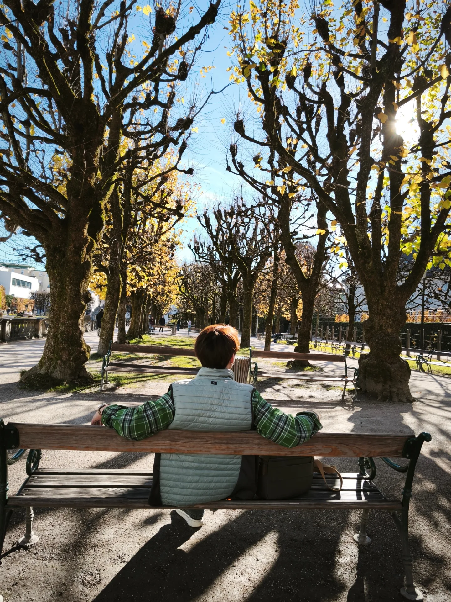 คริส - พีรวัส แสงโพธิรัตน์