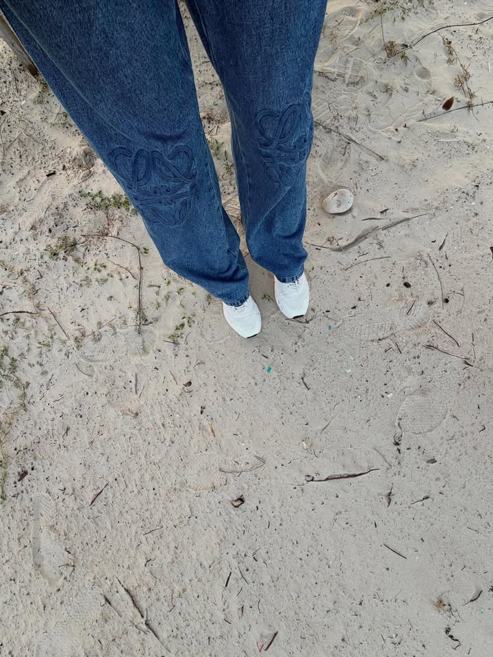 คริส - พีรวัส แสงโพธิรัตน์