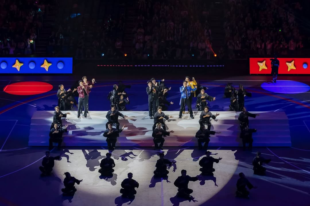 คริส - พีรวัส แสงโพธิรัตน์