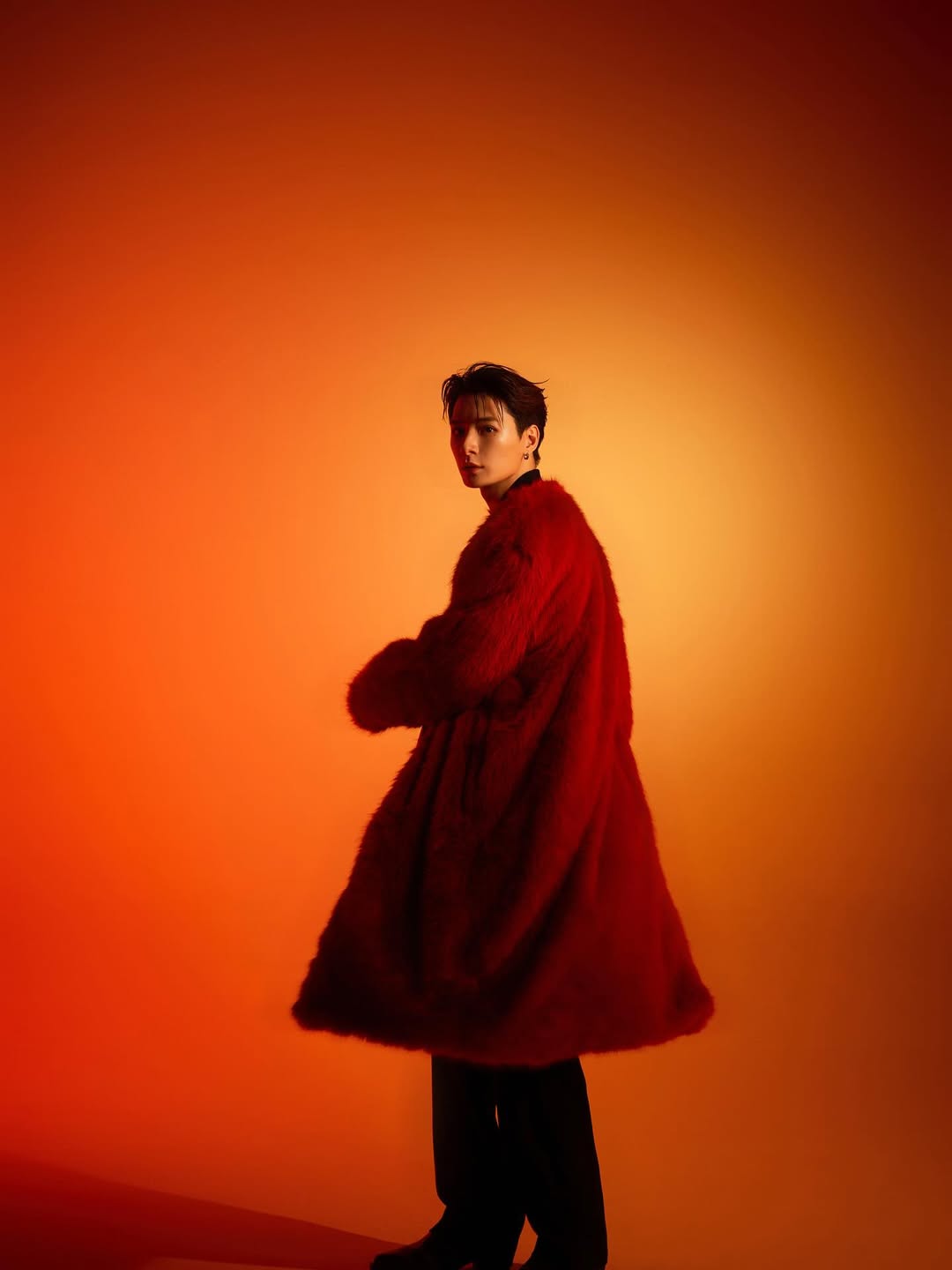 คริส - พีรวัส แสงโพธิรัตน์