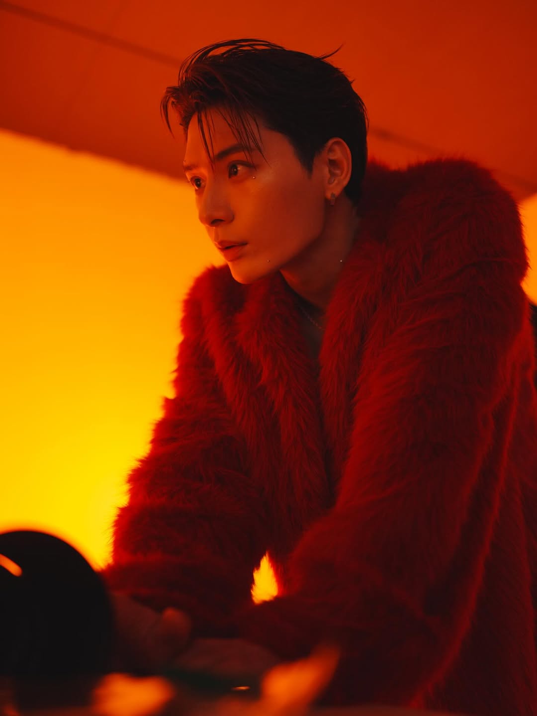 คริส - พีรวัส แสงโพธิรัตน์